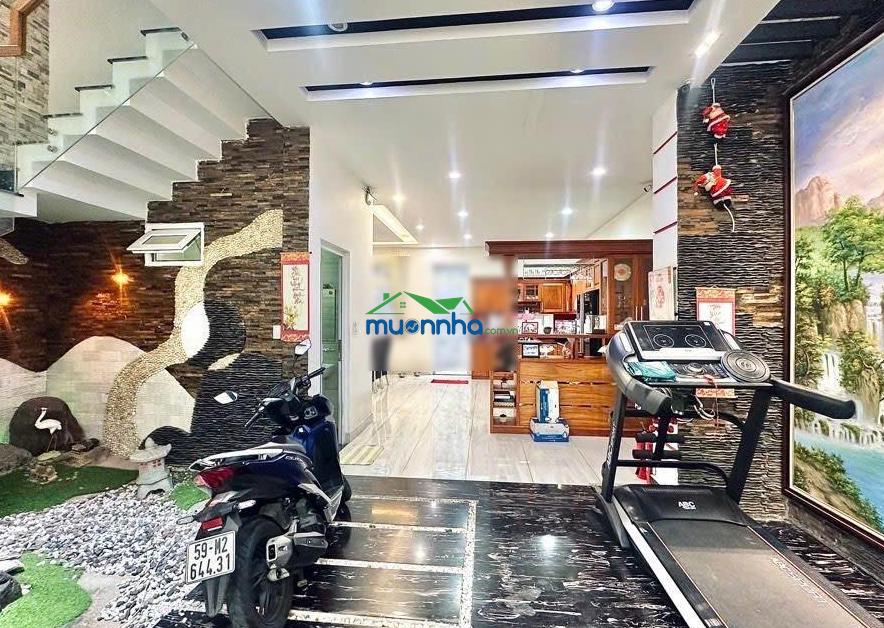 Chưa tới 100tr/m2 cho ngôi nhà 4 tầng ngay lê văn quới - ngang 7m dài 22m - đường 8m không lộ giới - 4