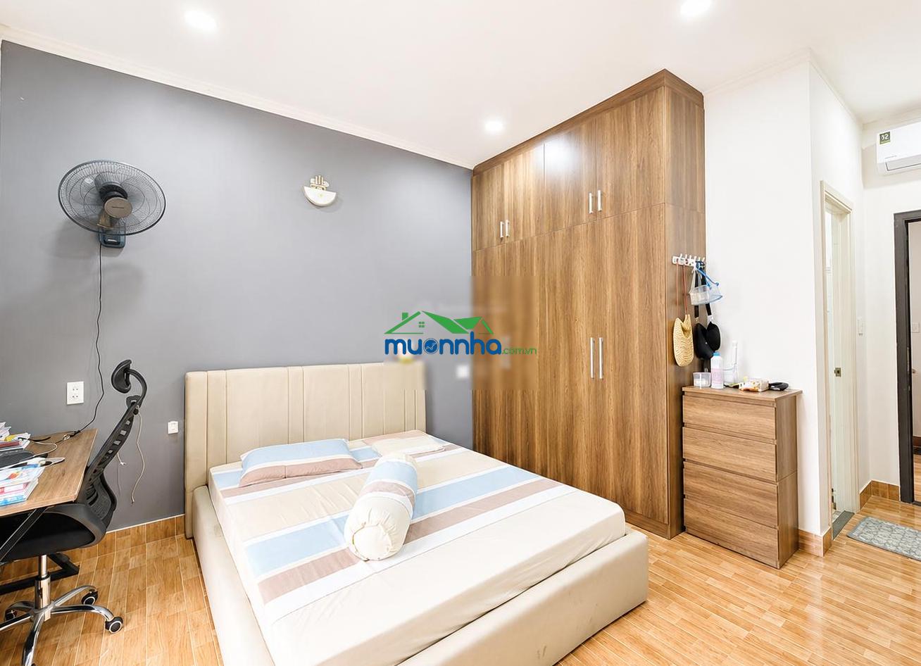 Nhà 4 tầng, 66m2, ngang 5m, 4pn, sát vincom, đủ nội thất, chỉ nhỉnh 6 tỷ