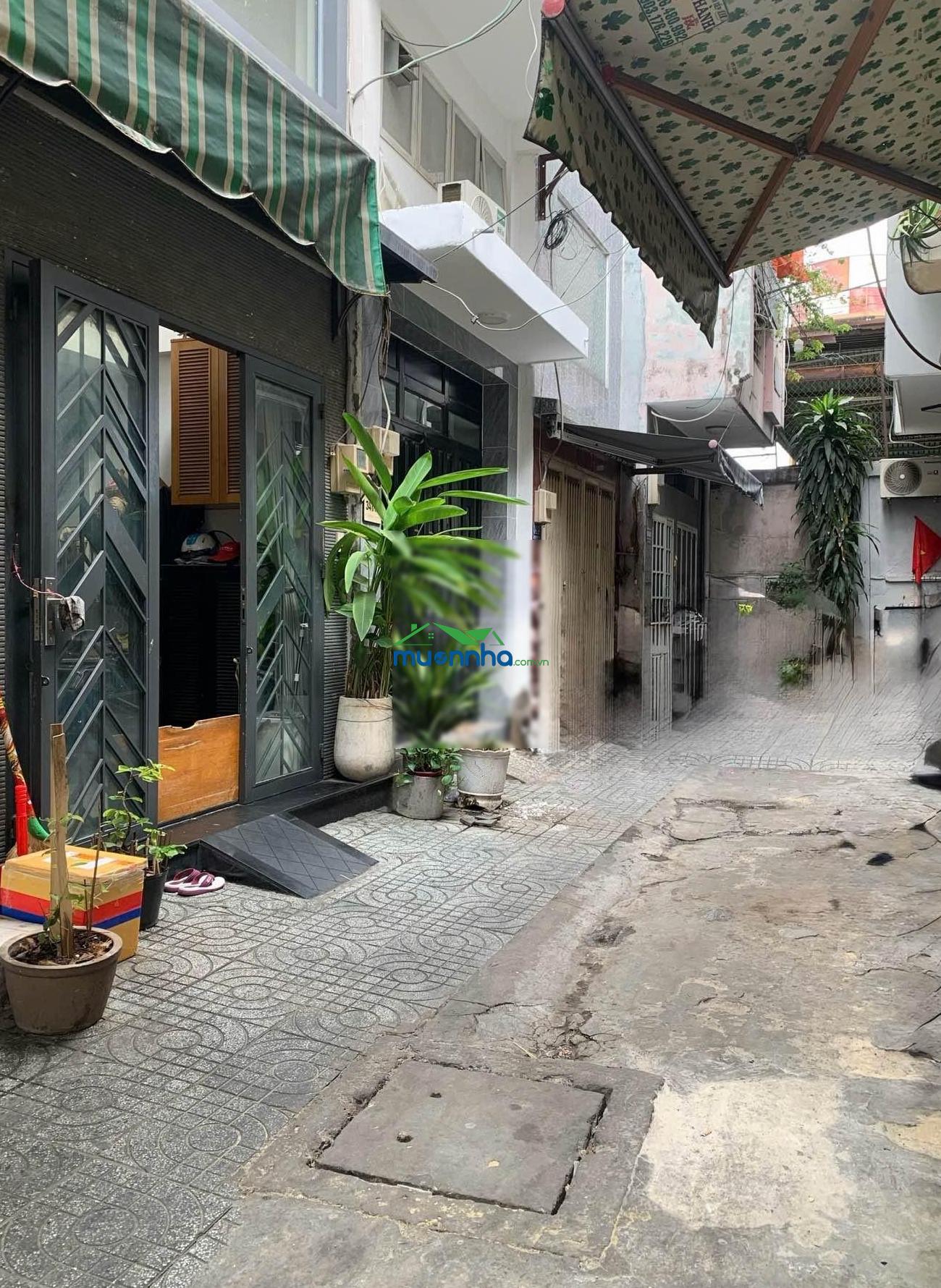 Bán nhà riêng tại lạc long quân, 4,2 tỷ, 21,2m2, chính chủ, giá siêu hời - 3