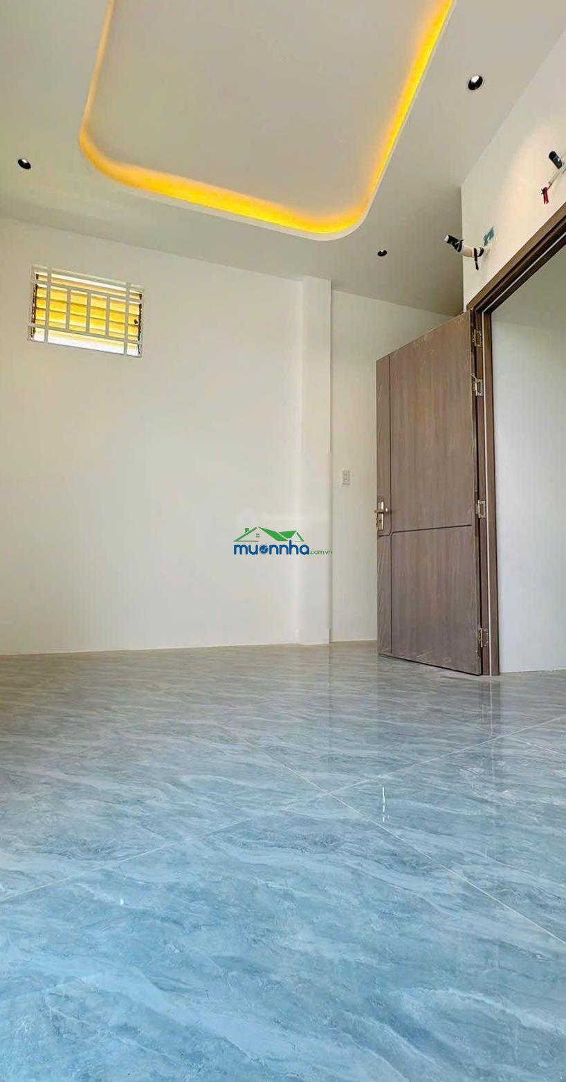 Nhà bán hẻm 3m. diện tích rộng. mới vào ở ngay.