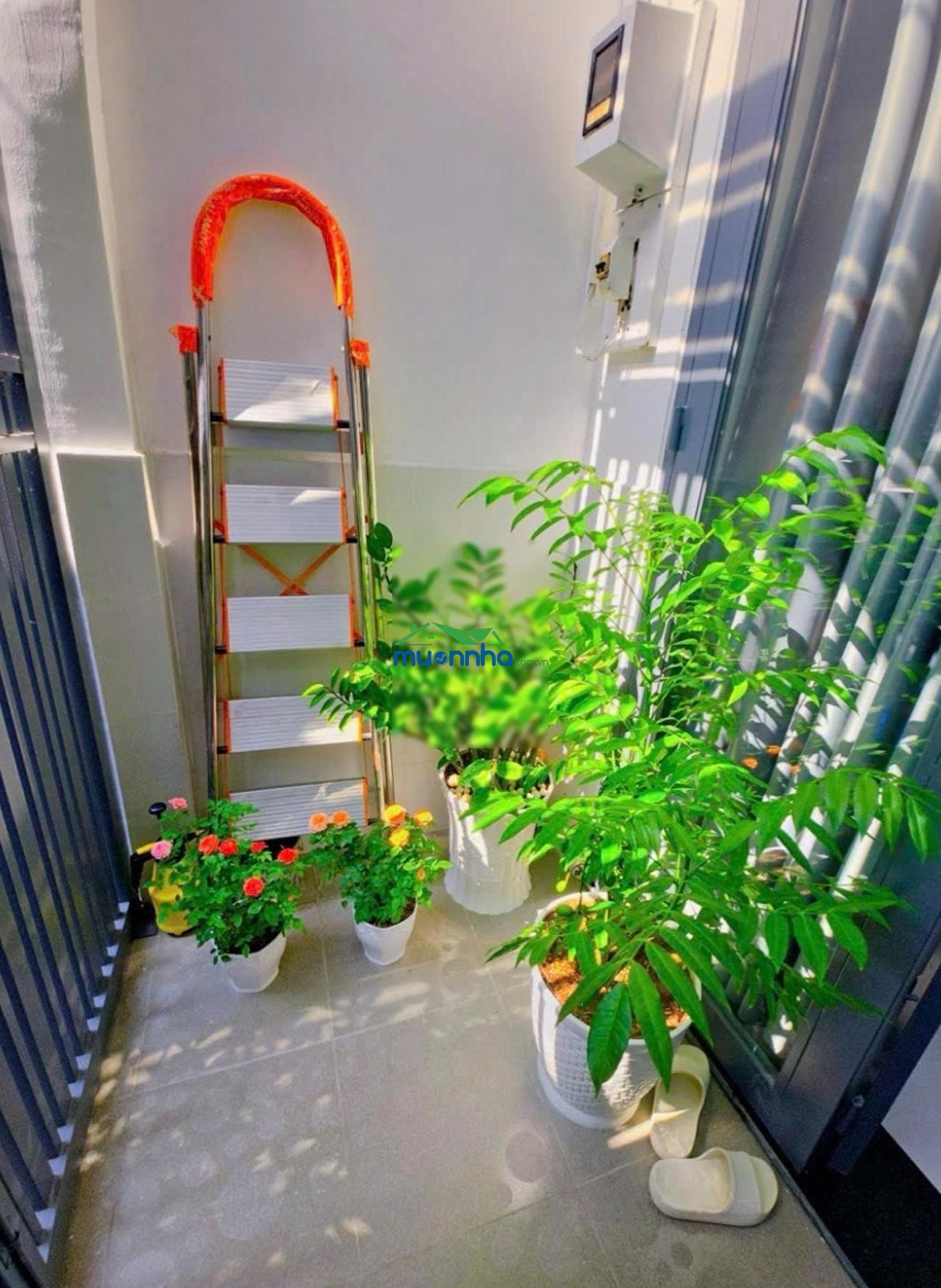 Hẻm xe hơi thoáng - xát bên mặt tiền - 3 tầng - vườn lài, tân phú - nhỉnh 6x tỷ - 4
