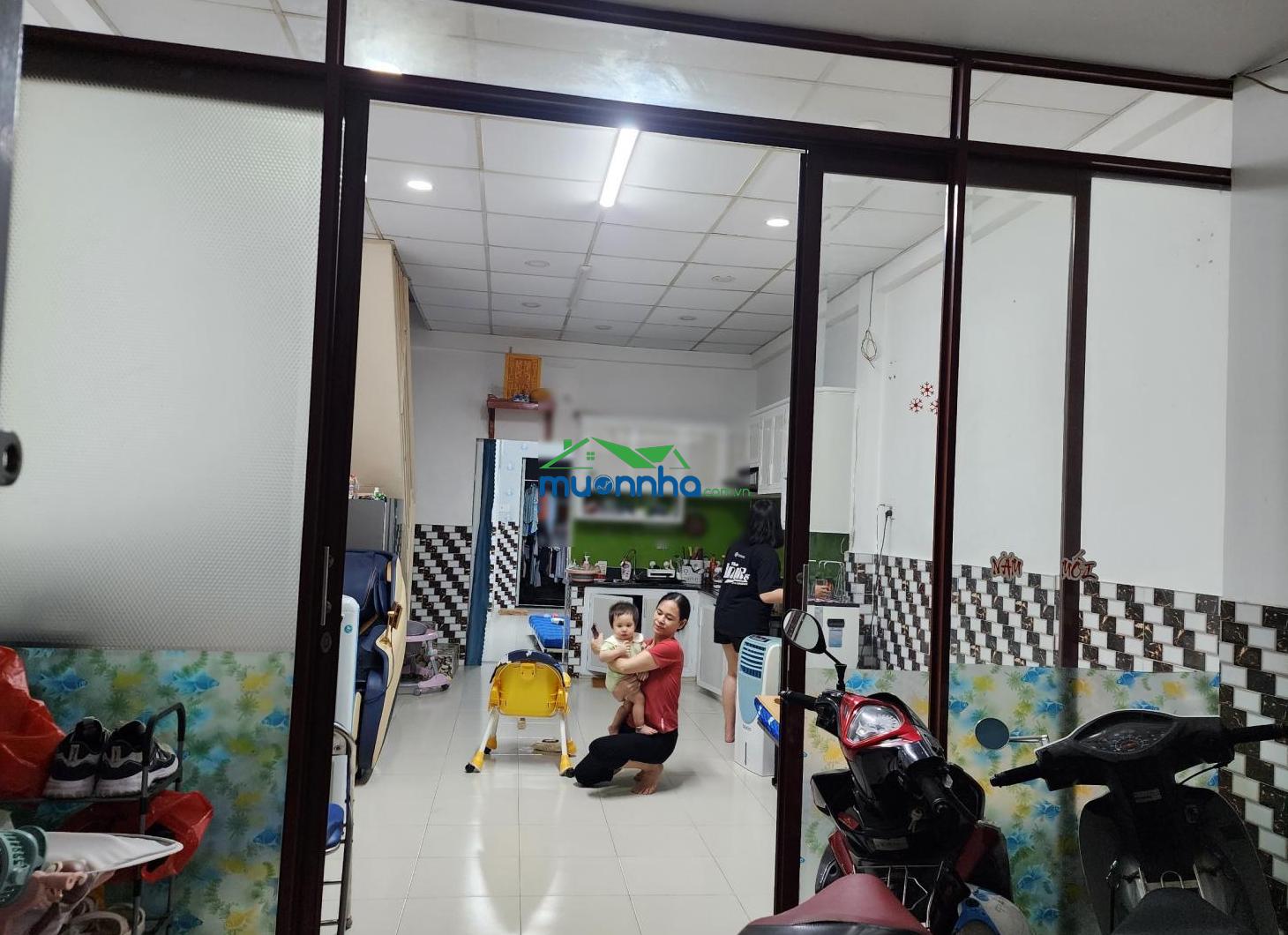 Nhà lê đình thám gần công viên dt 4x15.5m, 1 lầu, 6.4 tỷ