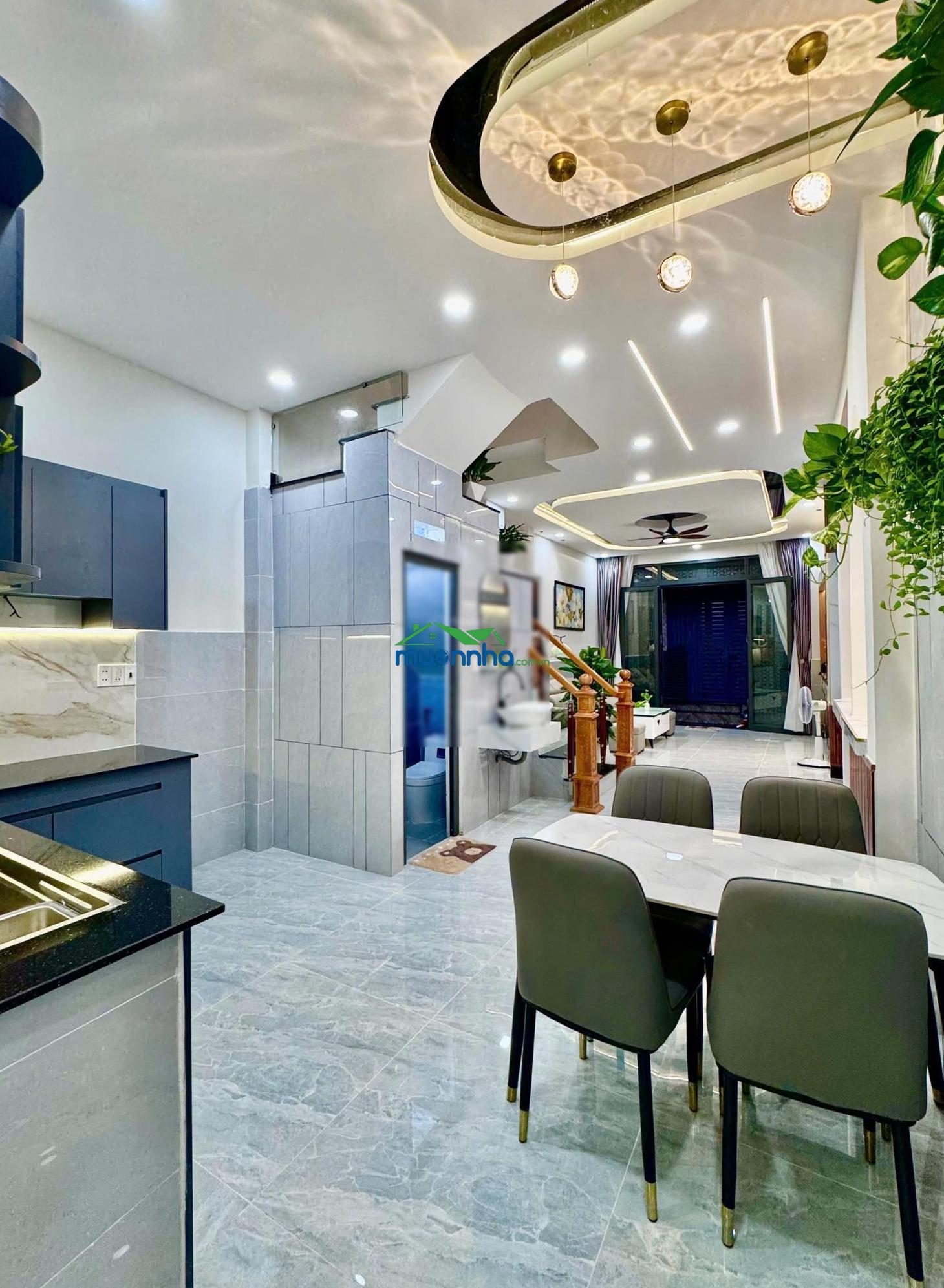 Hiếm có khó tìm - chưa tới 100tr/m2 cho happy house 2 tầng - có 3pn ( pn trệt ), hxh thông