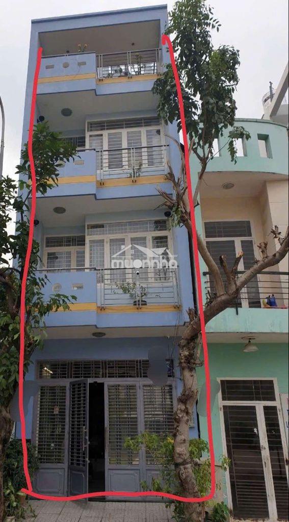 Bán nhà bình thạnh – trước nhà là công viên, trẻ nhỏ người già