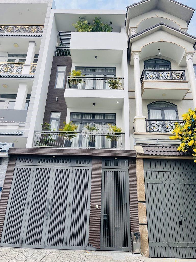 🚗 Nhà mới đẹp khu sân bay_5x18m, trệt 3 lầu, có sẵn máy lạnh.