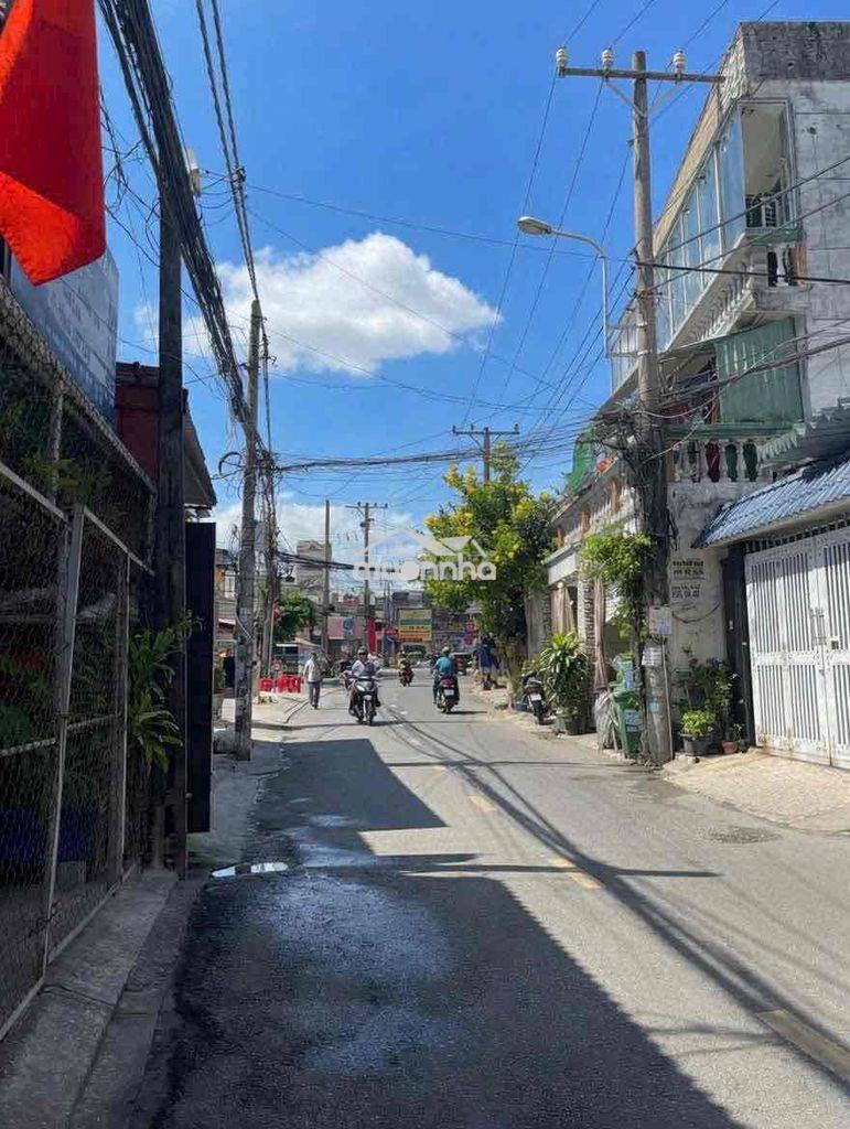 Gấp bán nhà 57m2 hẻm vf3 giá *** thị trường