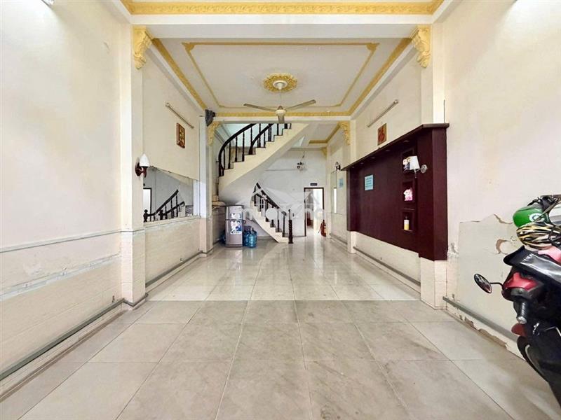 Ung văn khiêm hxh sẵn nguồn thu 50tr ngay đh ngoại thương 13.6 tỷ