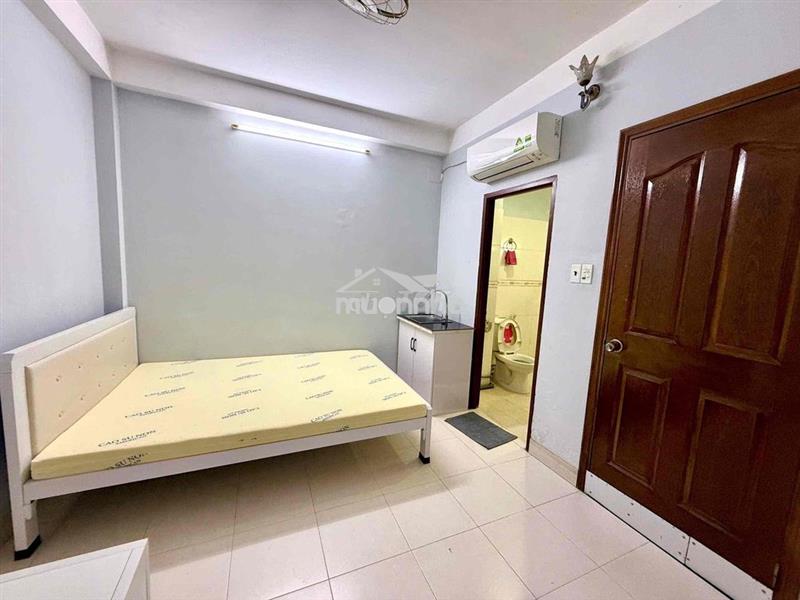 Phòng full nội thất giá rẽ gần đầm sen