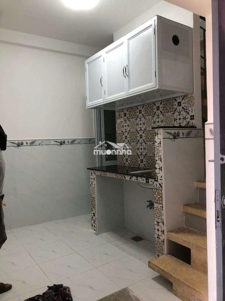 Cho thuê nhà đường lê văn duyệt