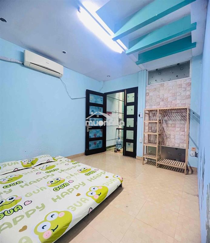 Phòng trọ sạch sẽ 20m2 ngay đầm sen đường hoà bình