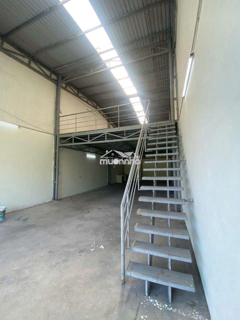 Xưởng ngay vĩnh phú - thuận an gần ql13
đt 185m2