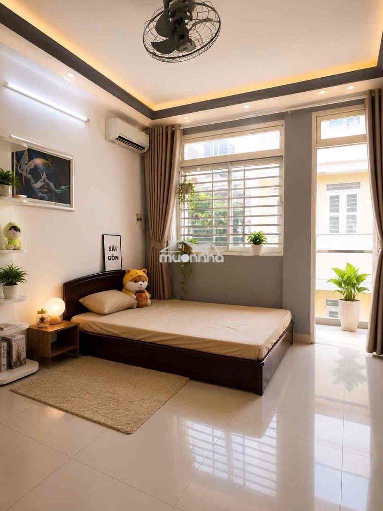 Căn hộ sở hữu nguyên tầng ban công-tách bếp q3