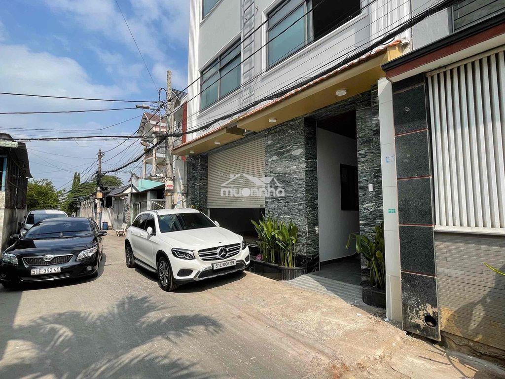 Toà nhà căn hộ dòng tiền