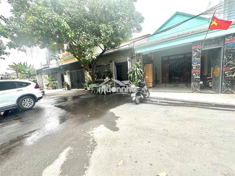 Bán nhà 2 tầng  đào duy từ. p đông hoà. gần đhqg