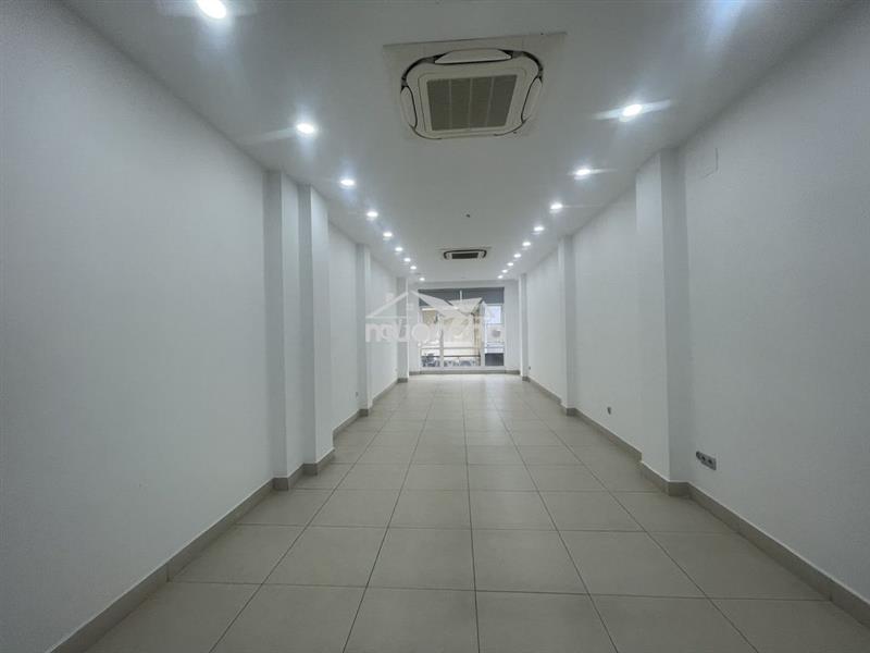 🔥Cho thuê sàn vp kinh doanh hẻm xt rộng 80m2 ngay võ văn tần q3