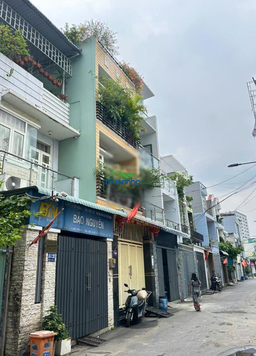 Nhà trệt lầu tum 68m2 chính chủ đang ở sau lưng chợ đầu mối thủ đức đường ngô chí quốc