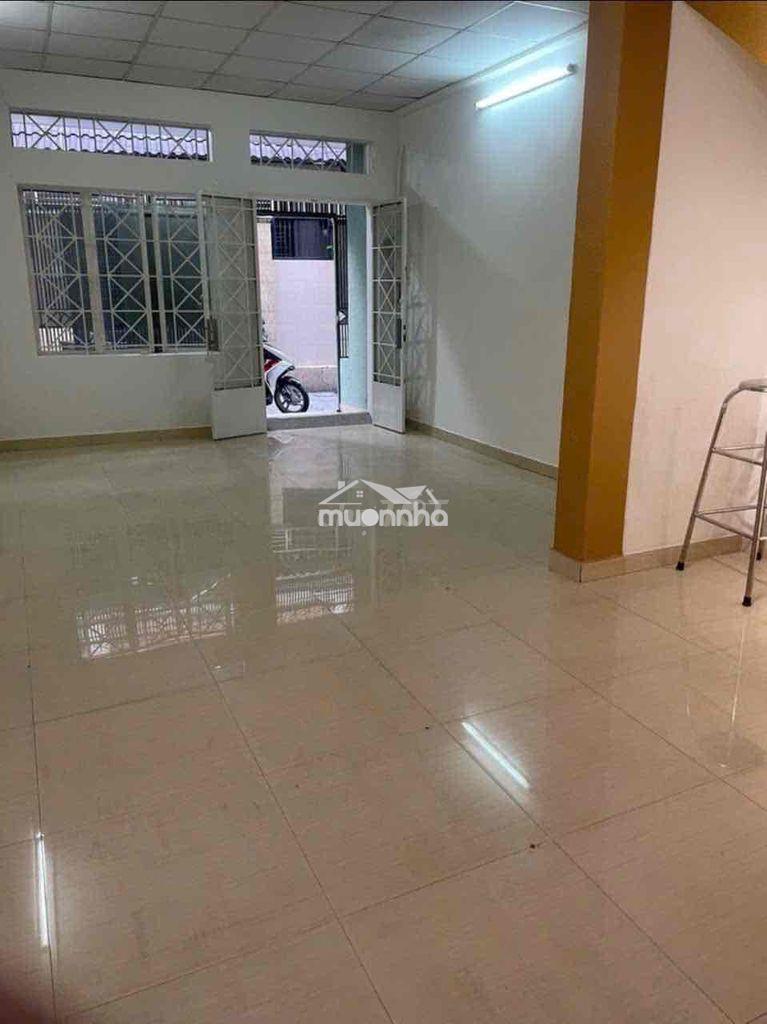 Cho thuê nhà nguyên căn đường bạch đằng p24 quận bt