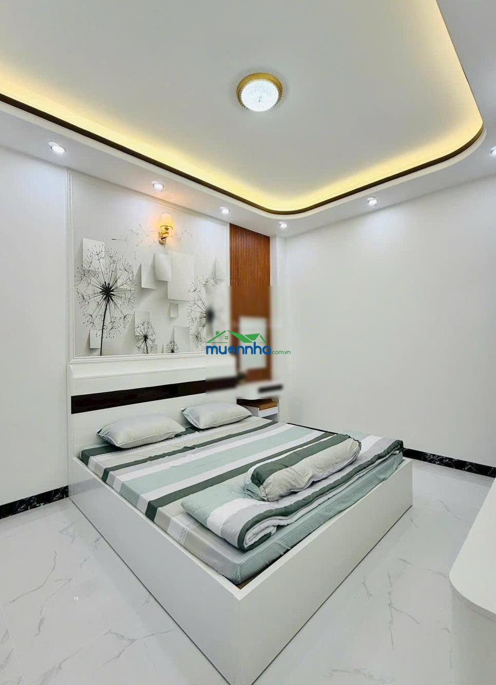 42m² hẻm xe hơi, ngay đại học công nghiệp hcm