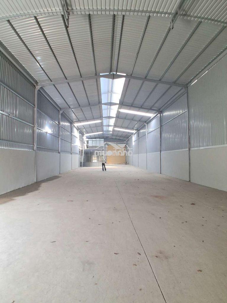Xưởng phú chánh, gần thành phố mới, giá 30 triệu/tháng
tổng 745m2