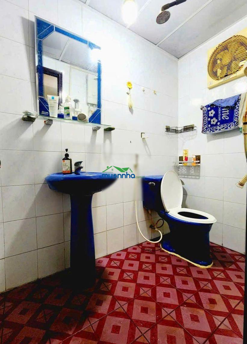 Hồng lạc phường 11 tân bình dt 57.9m2 xe 13(kết cấu 1 trệt 2 sân thượng đúc btct kiên)