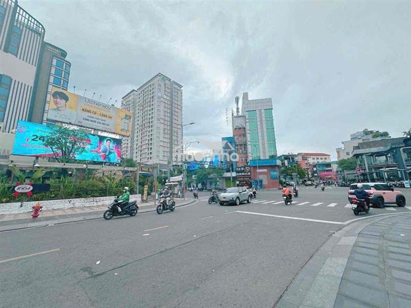 🏠 Nhà mặt tiền huỳnh văn bánh – vị trí đẹp, kinh doanh đỉnh