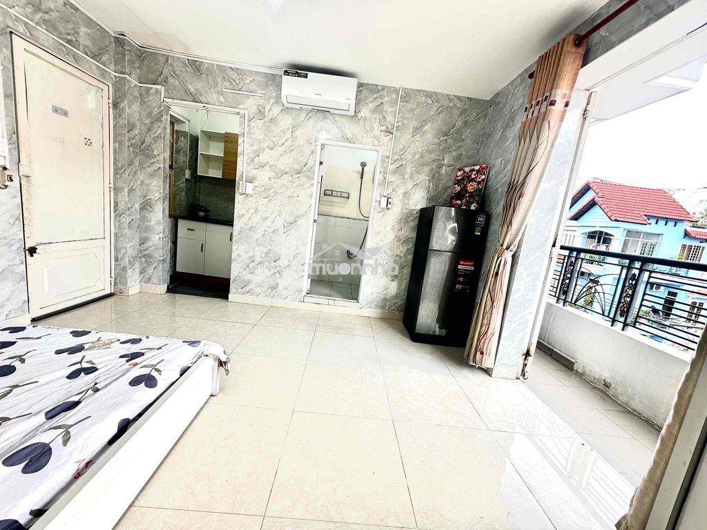 Căn hộ có ban công thoáng mát, ngay khu sân bay, gần cv hoàng văn thụ - 4