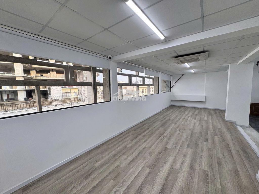 Cho thuê 8 sàn đẹp thoáng 250m2 ngay mt hồ tùng mậu, gần bitexco - 2