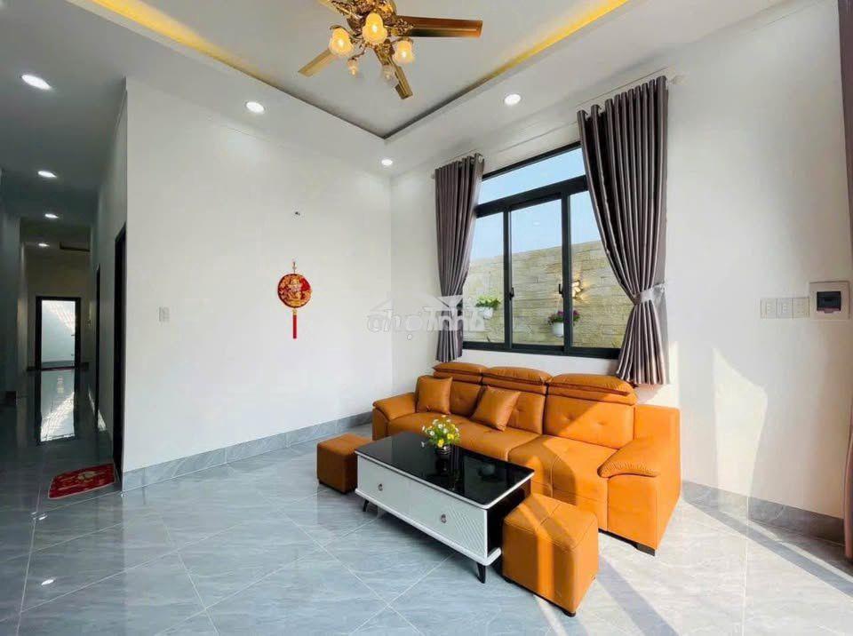 Nhà cấp 4 giá 1350 mặt tiền hl15  - 2