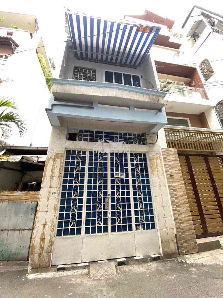 Cho thuê nhà 9 triệu thành thái q10,trệt lầu, hẻmxe hơi sát mặt tiền