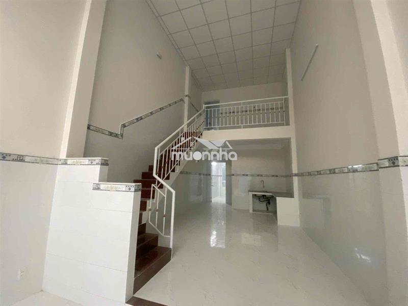 Cho thuê nhà nguyên căn tx 33 q12 giá 6tr 2p ngu