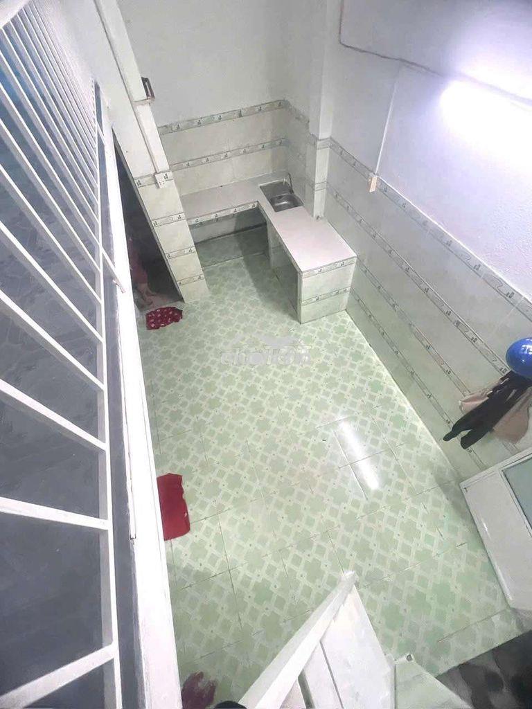 Phòng trọ cho thuê gần cầu tân thuận và kcx tân thuận 
