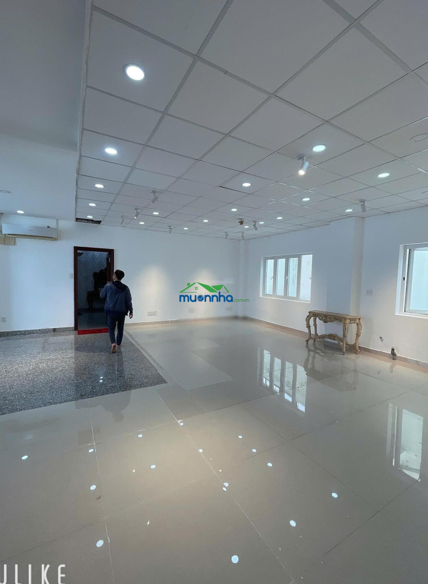 Cần bán gấp villa phố 456/66 cao thắng .dt: 12,5 x 16m,hầm, 2 lầu,áp mái. lh: 0901, 383, 038 trường - 4
