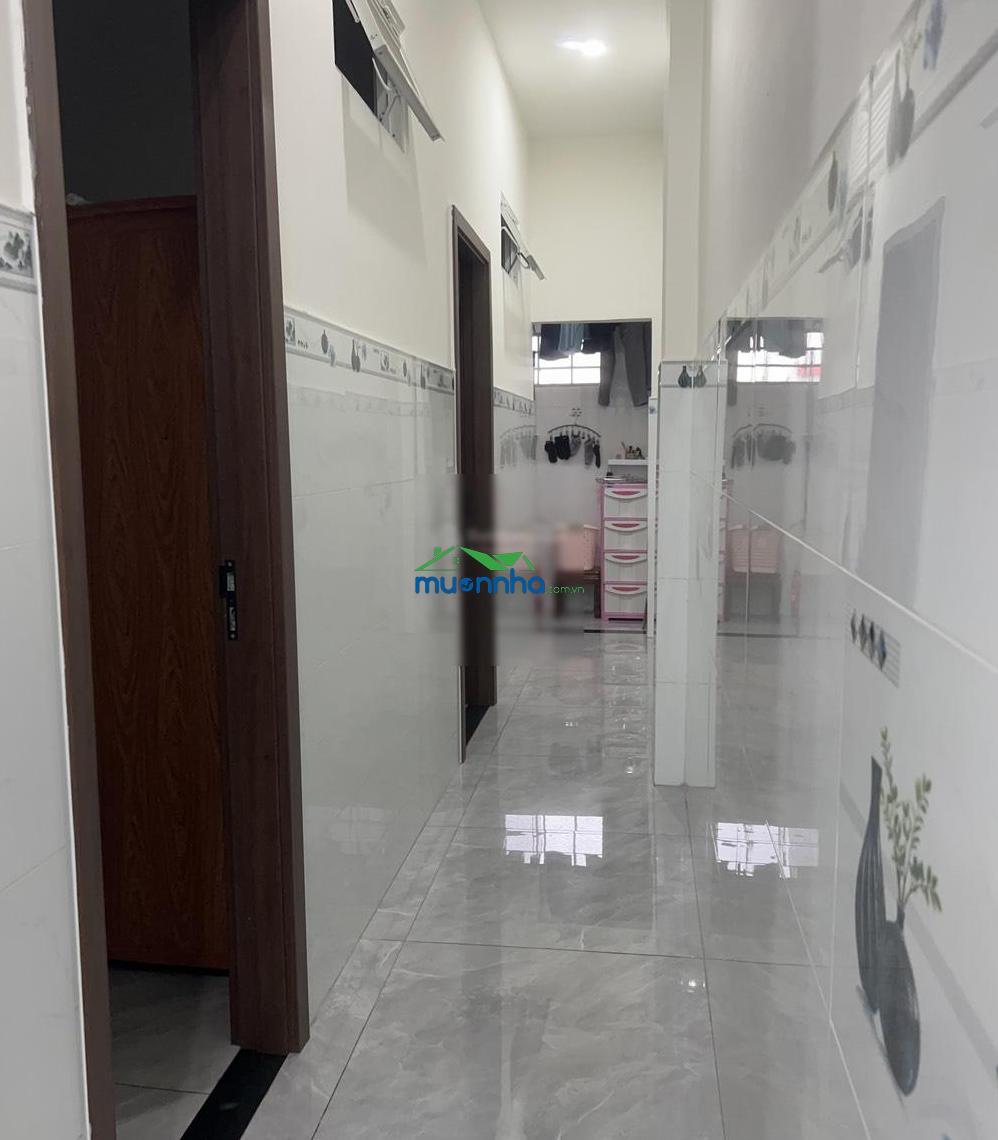 Bán nhà diện tích 70m² một phòng khách hai phòng ngủ một nhà vệ sinh - 3