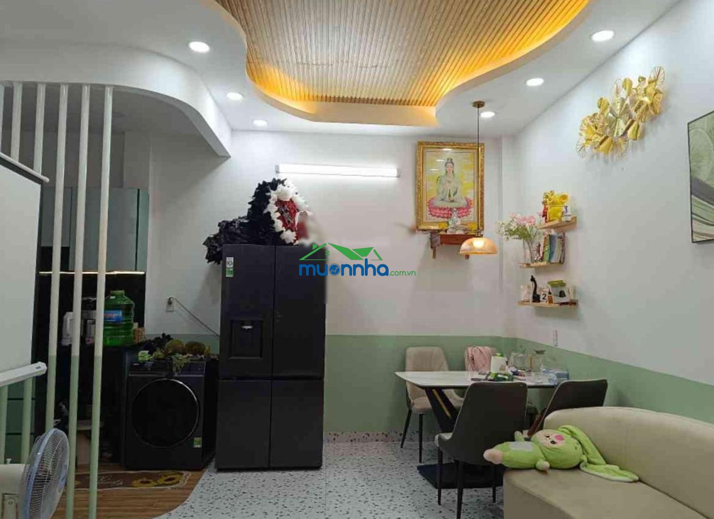 5tỷ800tr, 4 tầng 6x6m, hxh dương bá trạc p1 q8 (nay là phường chánh hưng) cách 1 căn ra mặt tiền