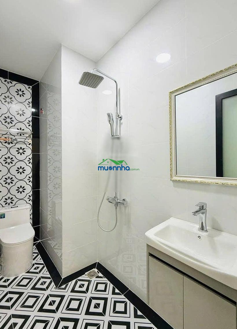 Chú nam bán nhà hoa phượng (phú nhuận) về quê dưỡng già - 3 tỷ 850/75m2 - shr - hđ thuê 28tr/tháng - 4
