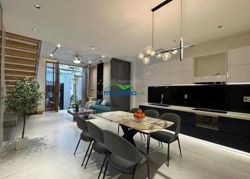 Bán nhà đường bông sao quận 8, 4,5mx18m, sổ hồng riêng, đang cho thuê 12tr