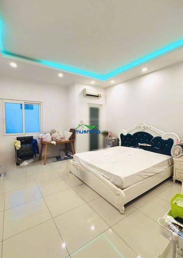 Hoàng quốc việt q7, vài bước ra công viên, 4.1x16.6m, 6 tỷ 4