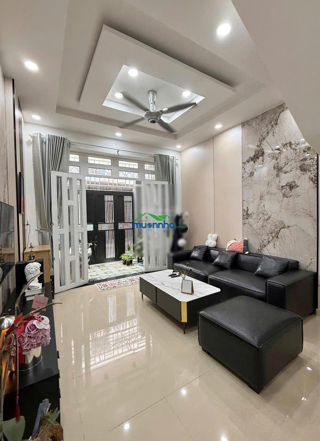 Hàng hiếm tại quốc lộ 13 - 7,5 tỷ - 4 x 13 - 3 tầng - Ảnh 2