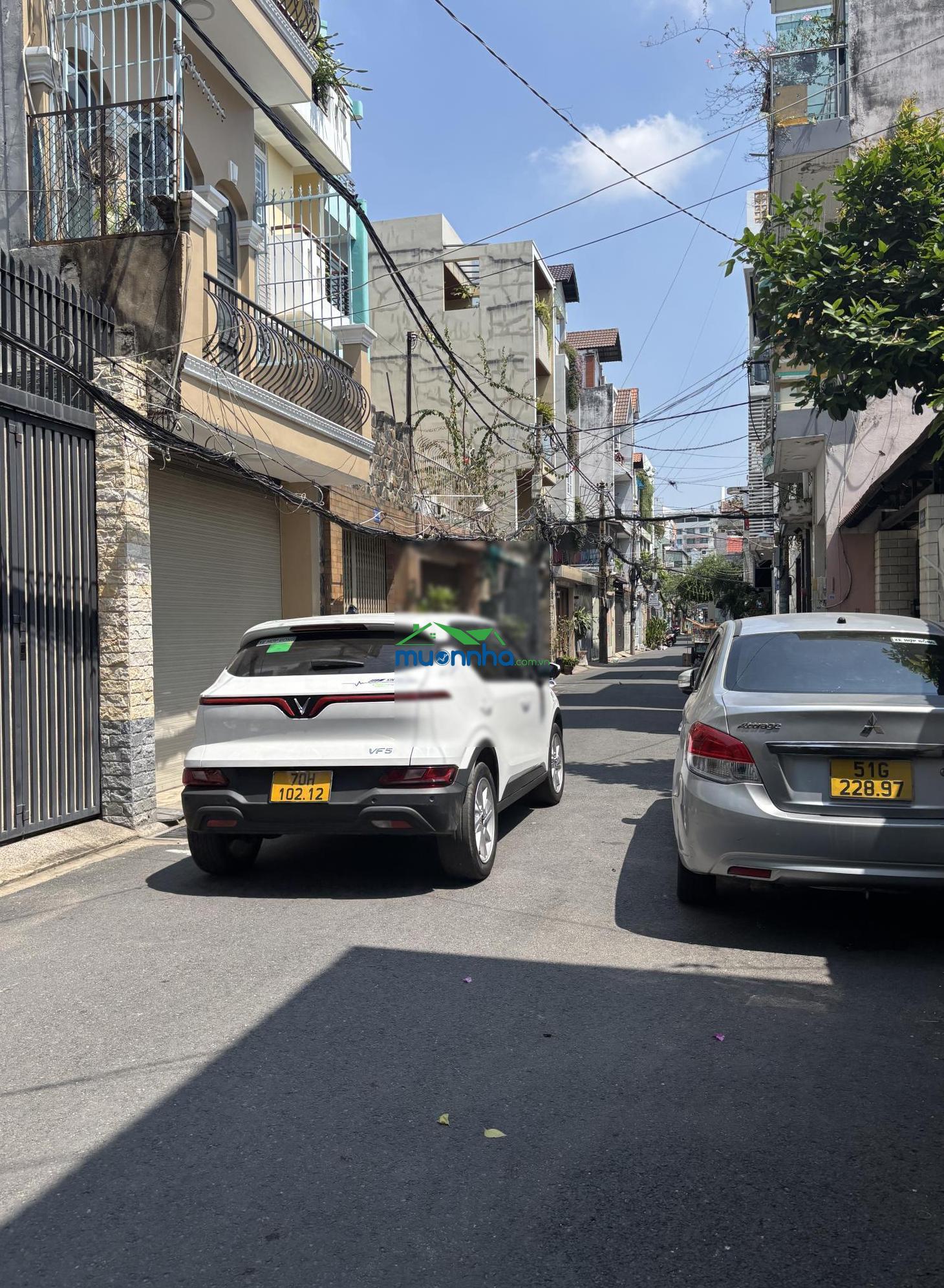 Bán nhà hxh 6m đặng văn ngữ. p10. quận phú nhuận. 6,2 x 17m. 1 trệt 3l. thang máy. giá 23,4 tỷ tl