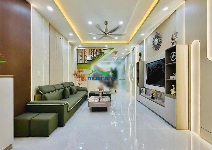 Căn nhà mua ở hay đầu tư đều tốt. giá 4ty700tr dt 95m2, hẻm 6m, hđ thuê 23tr/th. sổ hồng riêng - 4
