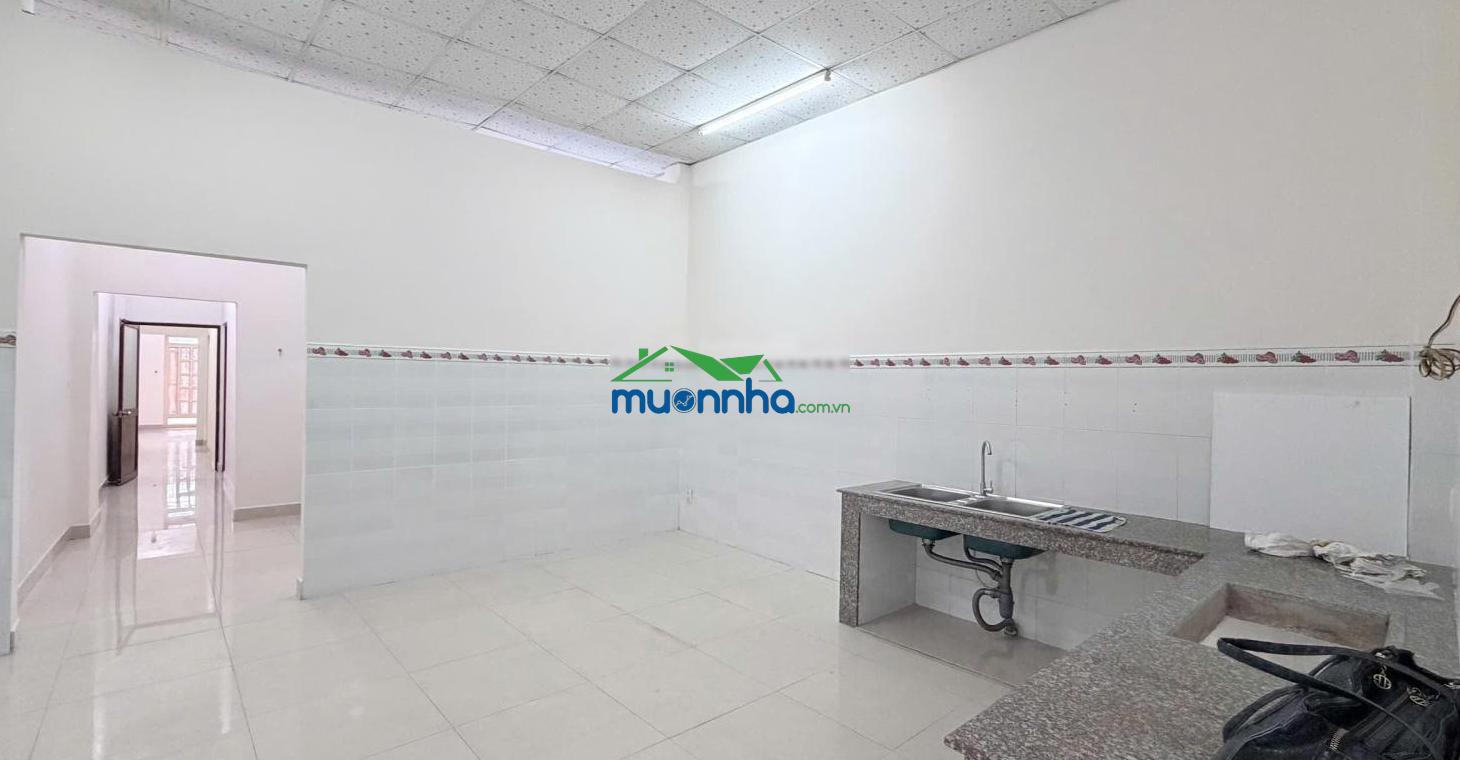 Bán nhà gần lê văn việt đối diện chợ hiệp phú- 124m2- 8,58 tỷ, sân nhà đậu 2 oto - 4