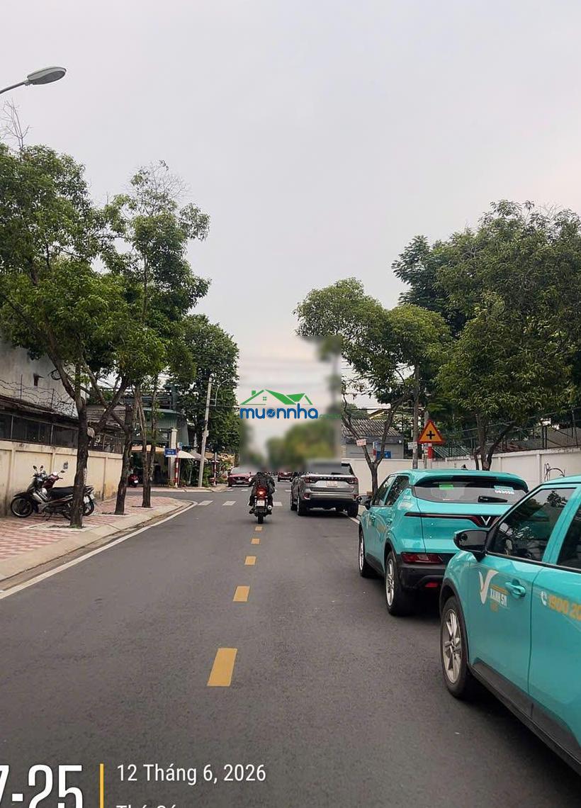 Nhà ngang 9m - 3 phòng ngủ - bước 2 bước ra đường lớn đồng tiến - nhà ở bình thọ thủ đức