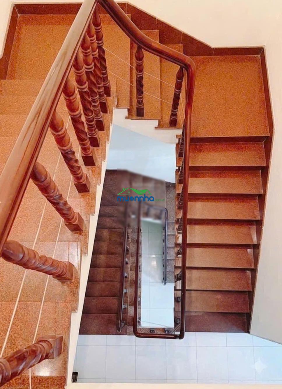 9 tỷ x - lý phục man, quận 7 - 84m² [4,2x20] ô tô ngủ trong nhà - shr, hc vuông vức