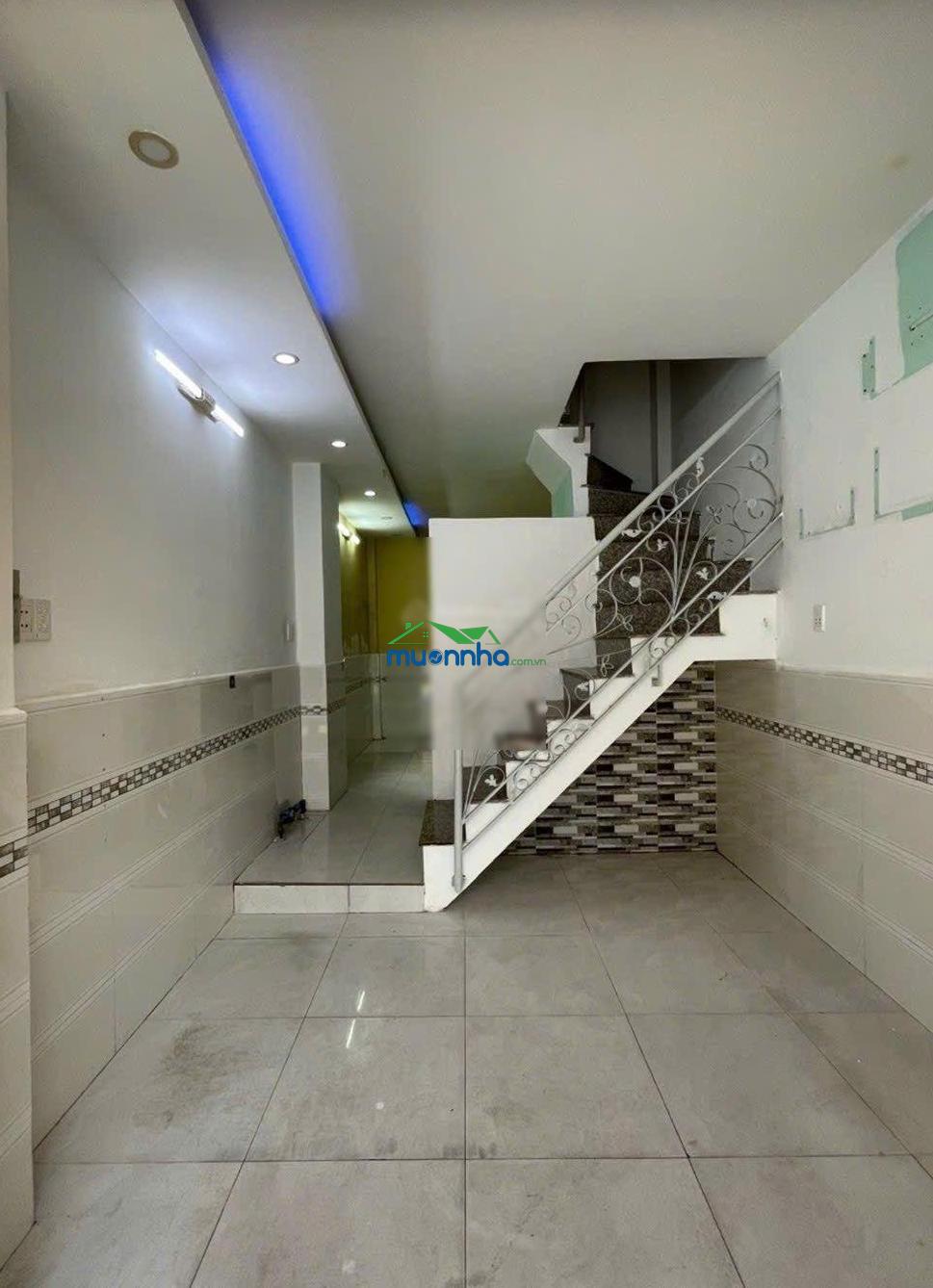 Quận 7 - trần xuân soạn - 2,8 tỷ - hẻm ba gác thông thoáng - ngang 3m - hàng hiếm