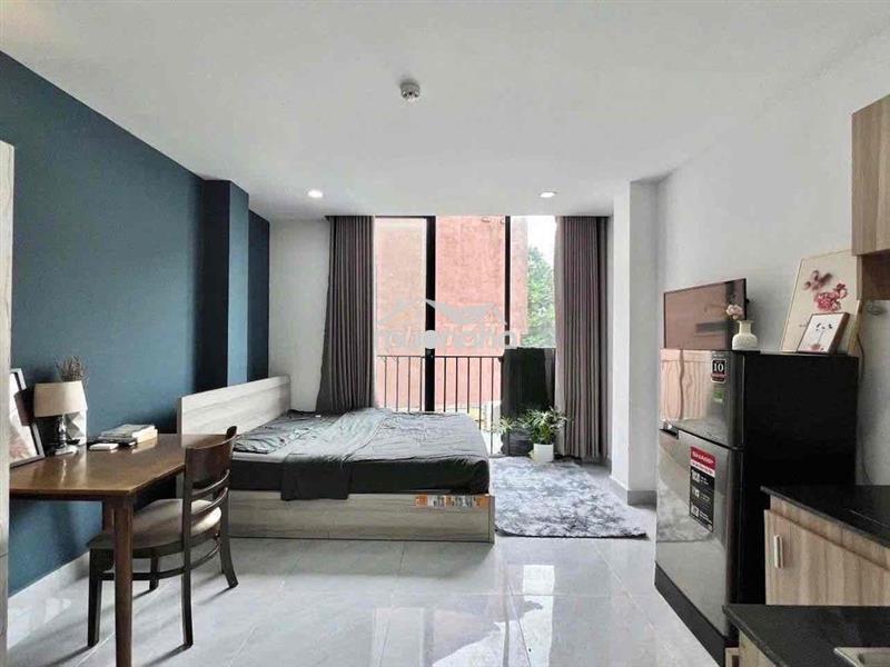 Căn hộ ban công full nội thất ngay trần phú giao lê hồng phong q5
