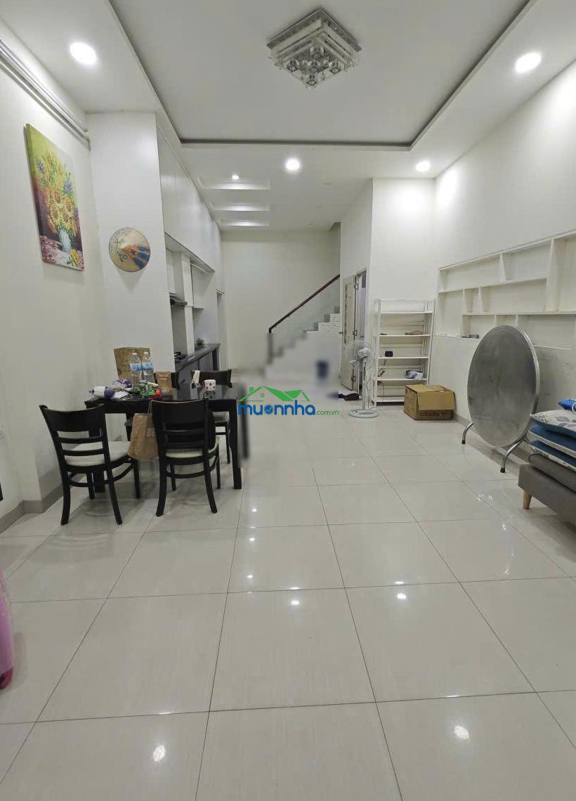 Chỉ 6.95 tỷ nhà 3 tầng ngay khu hồng long - sát vạn phúc, quốc lộ 13 - có giá tốt cho đầu tư