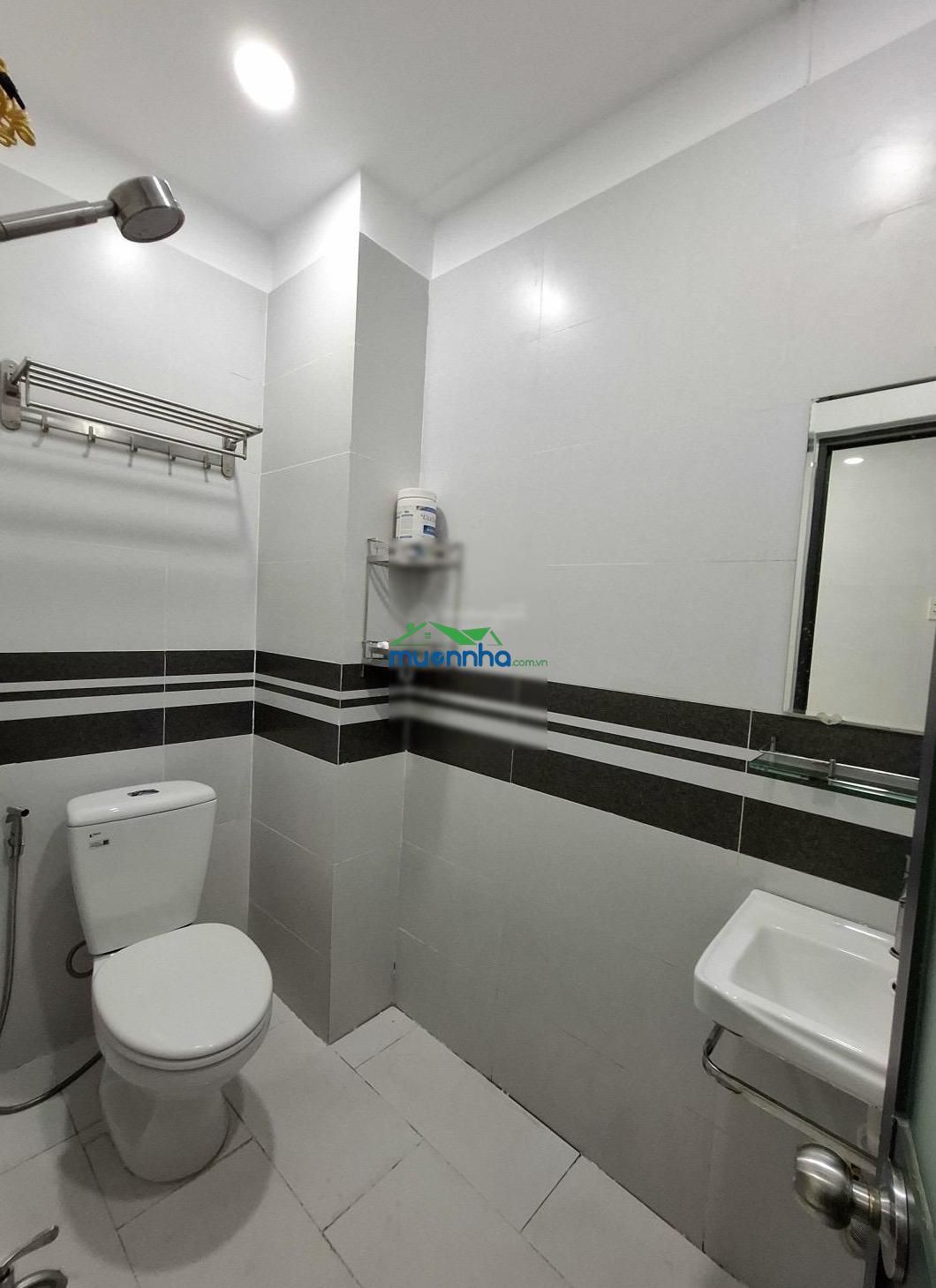 Hẻm 6m nhựa đường huỳnh văn bánh - 3