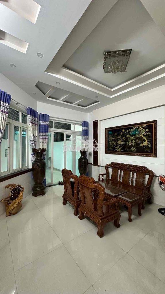 Thơm - góc 2mt chợ thạch đà - 4 lầu 5x15m oto vào nhà - 2