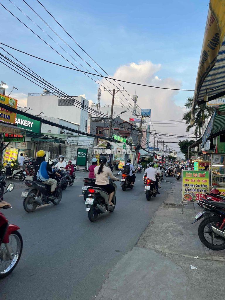 Chính chủ gừi bán căn nhà cấp 4 có gác lửng giả dt.52m ngang 4m dài 13
