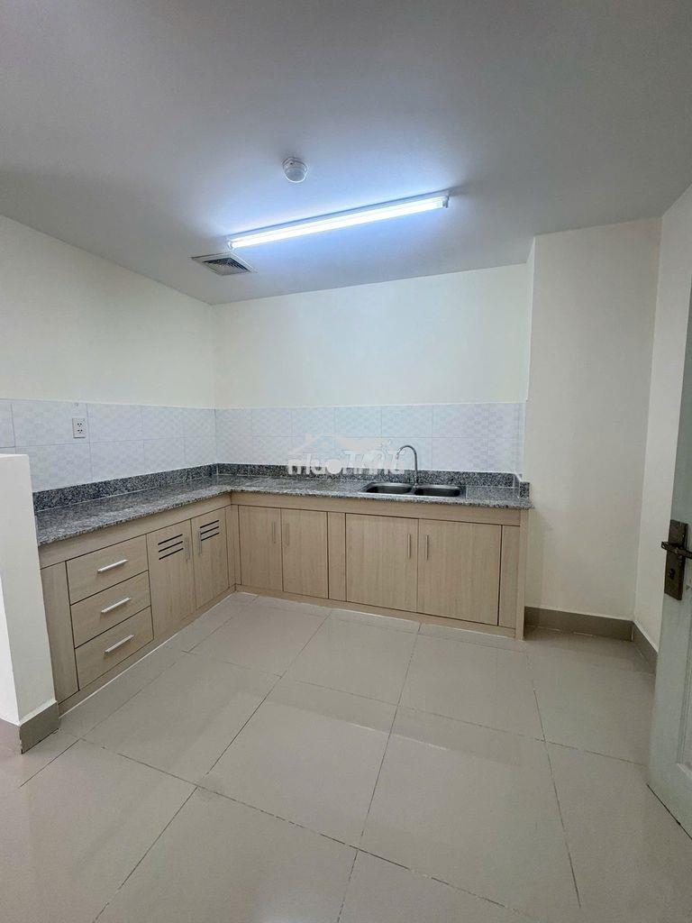 Chính chủ gửi bán căn chung cư 1050, đường chu văn an, 2 phòng ngủ - 2